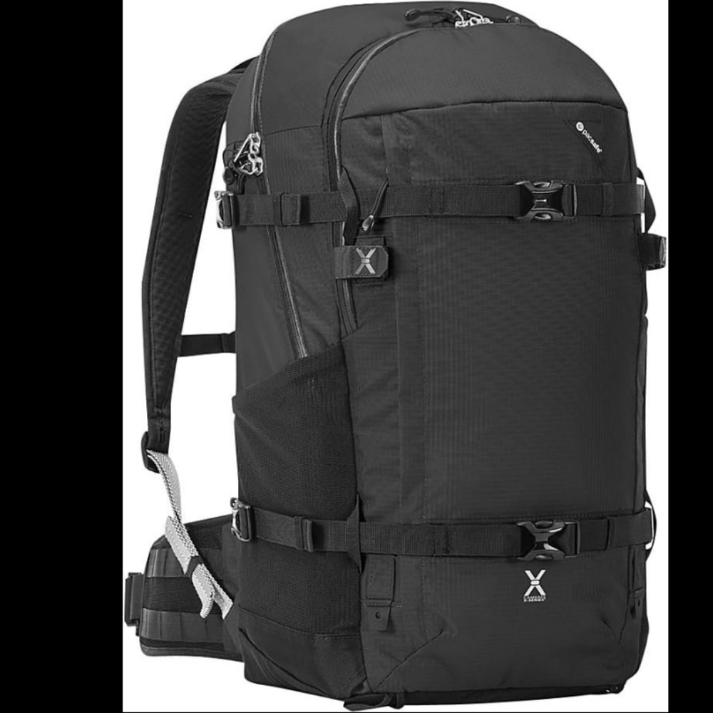 Pacsafe Black Anti-Theft Travel Backpack - Venturesafe X